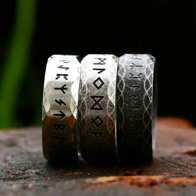 Bague "Skaldar" en Acier Inoxydable avec Runes Gravées