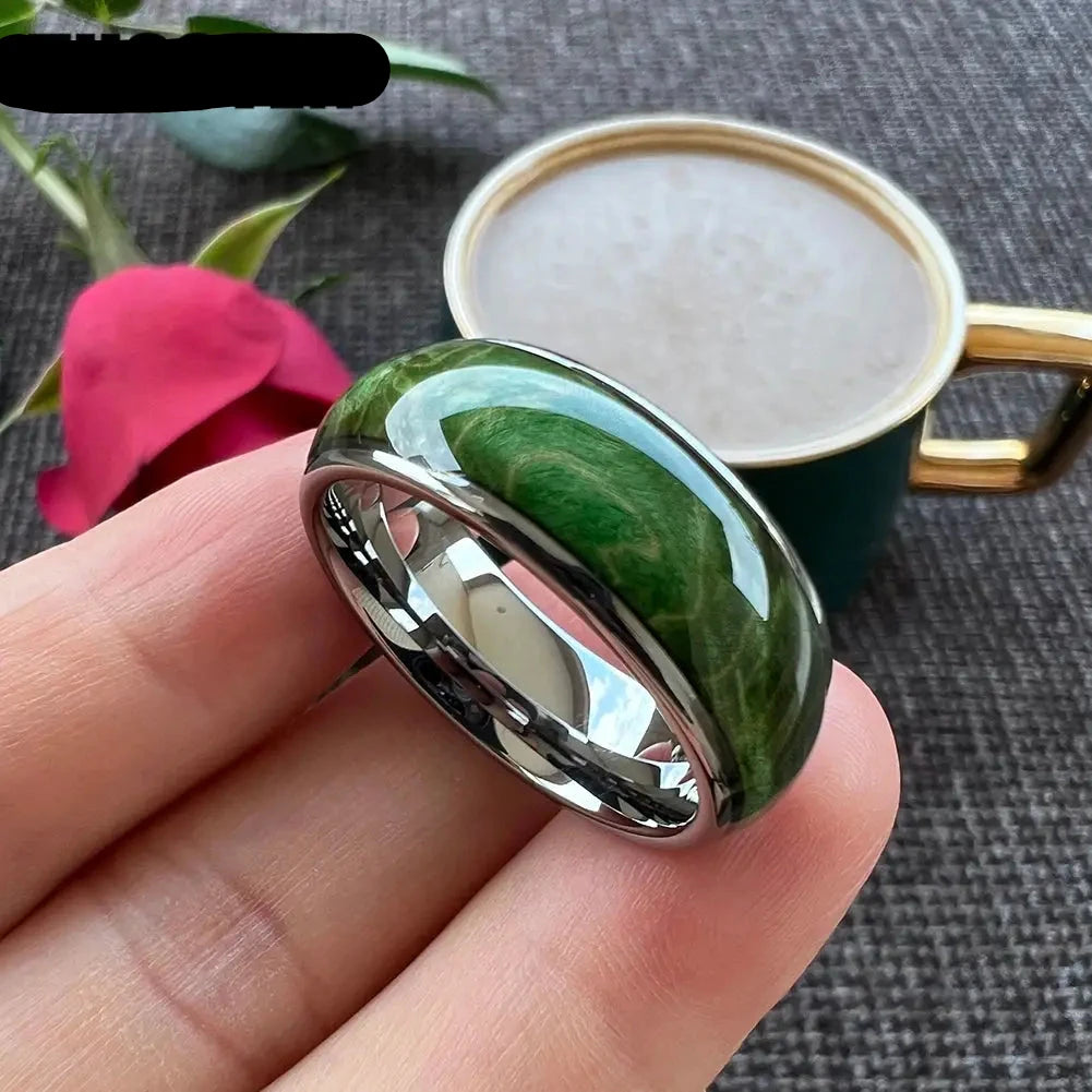 Bague en tungstène argentée avec bois vert, fond tasse