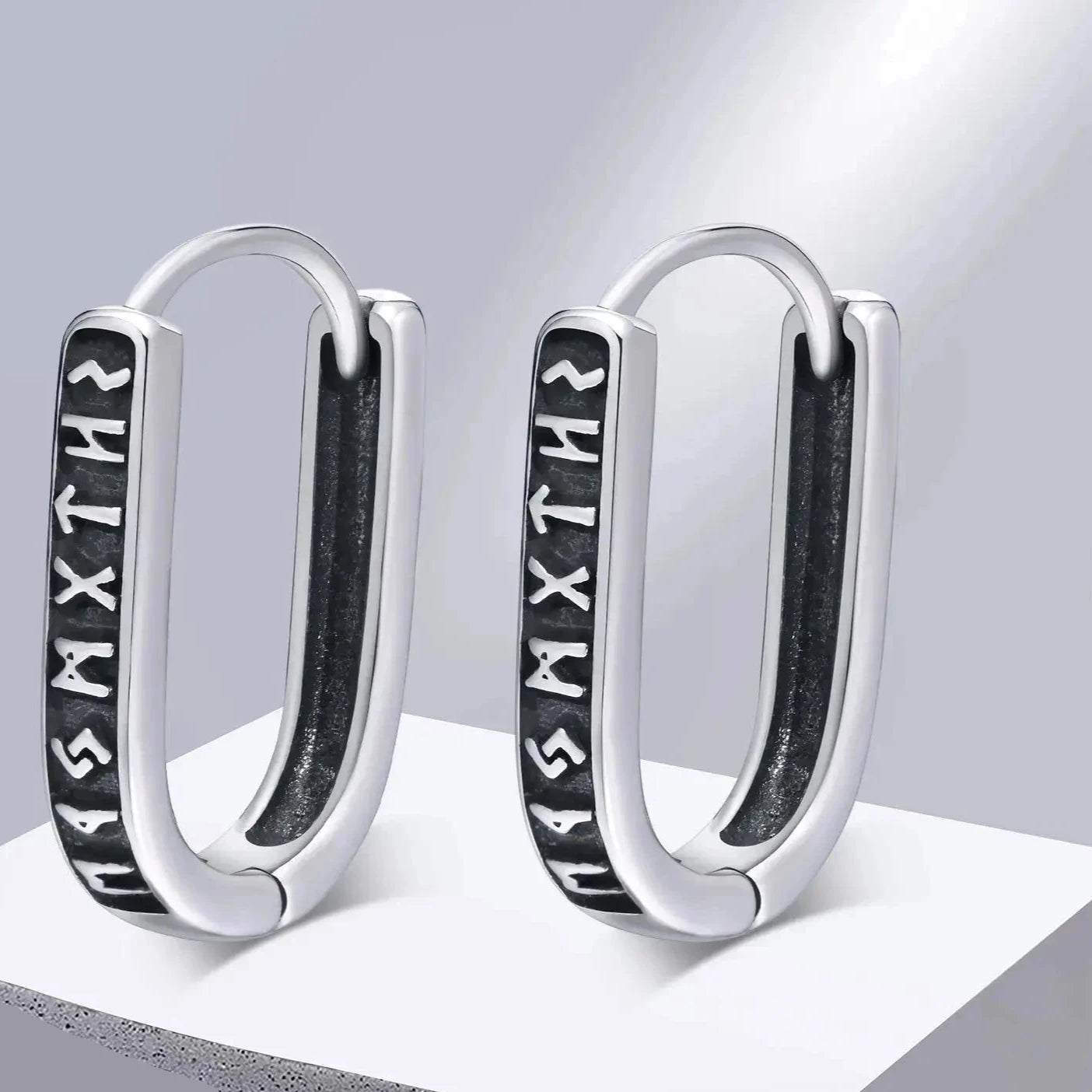 Boucles d'Oreilles Runiques Viking en Acier Inoxydable – Symboles Nordiques Ancestraux