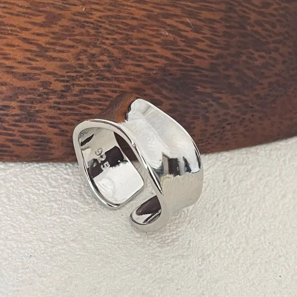 "Odin's Silence" Ring – Sleek Design in 925 Sterling Silver