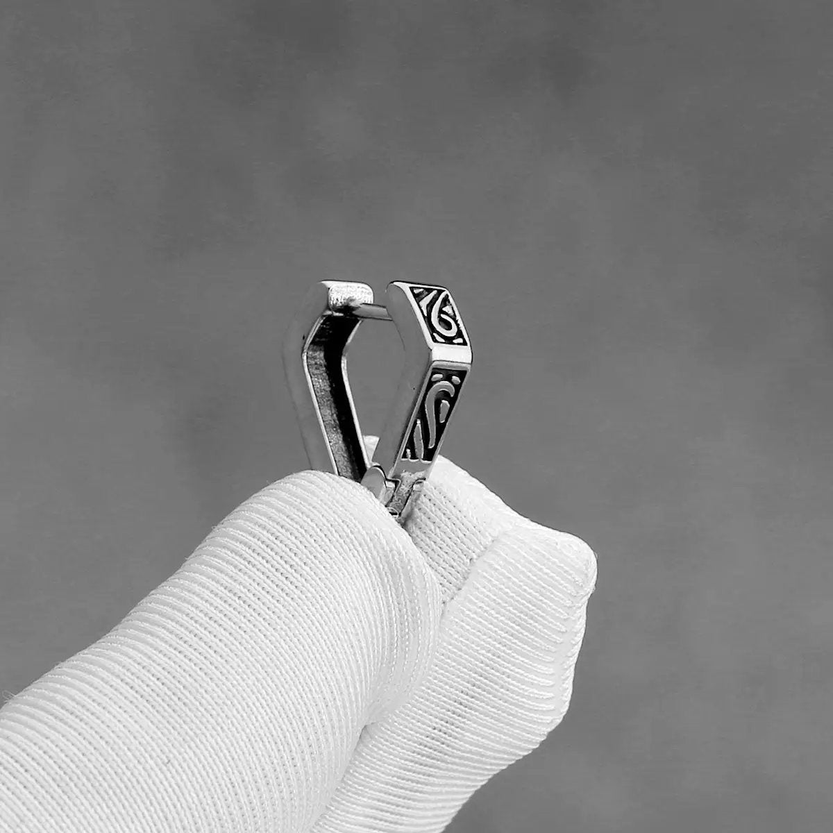 Boucles d’Oreilles Viking Géométriques – Design Minimaliste Inspiré de la Mythologie Nordique