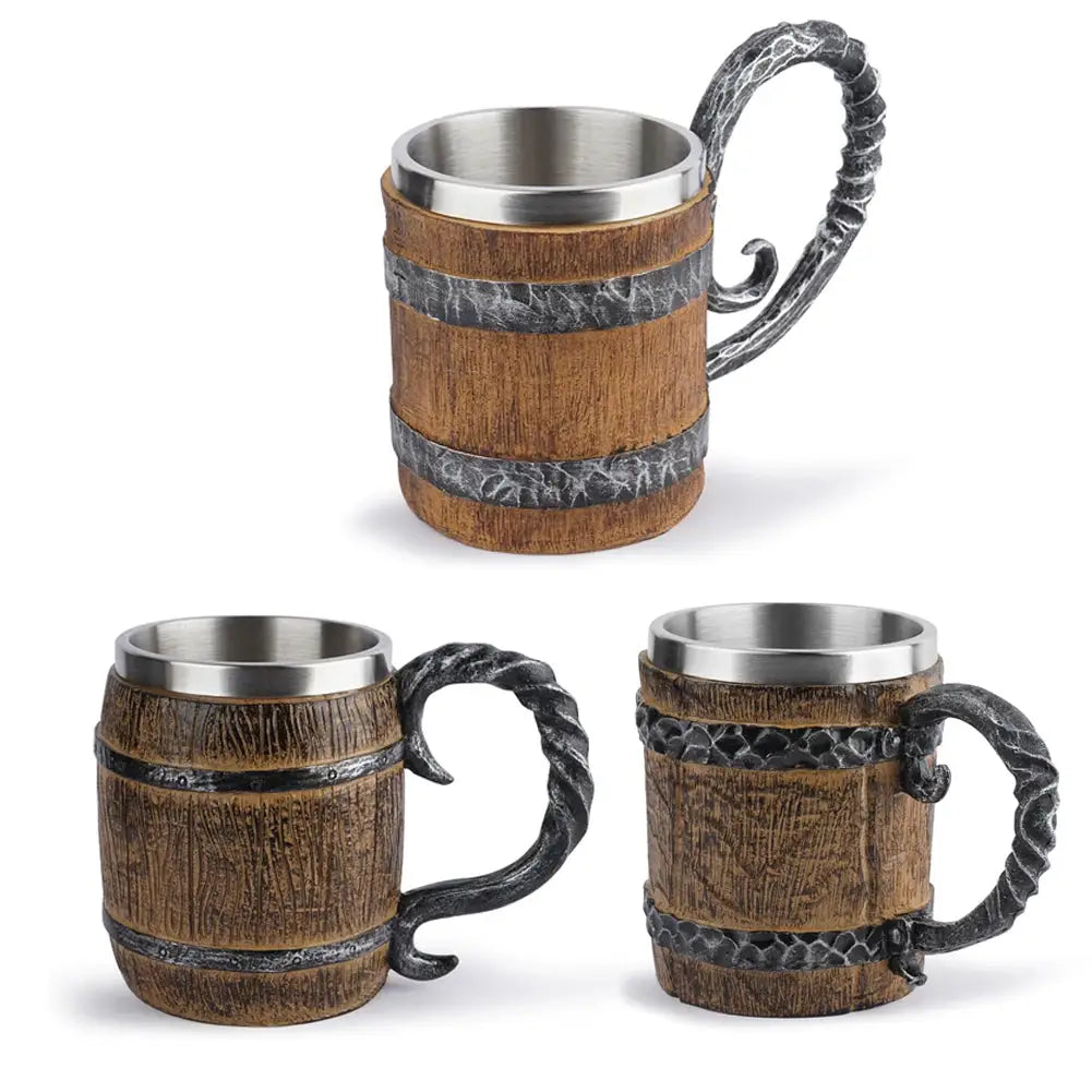 Chopes à bière style bois viking avec anse sculptée