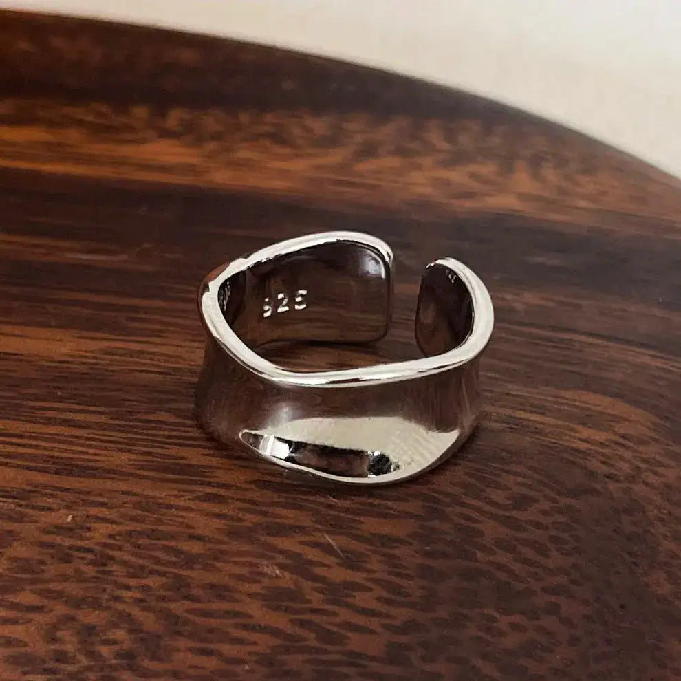 Bague "Silence d’Odin" – Design Épuré en Argent Sterling 925