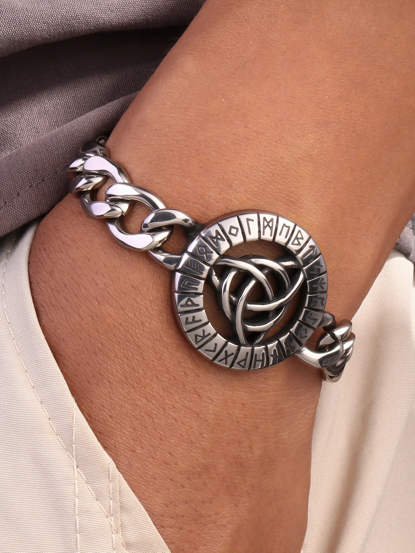 Bracelet "Pouvoir des Anciens"