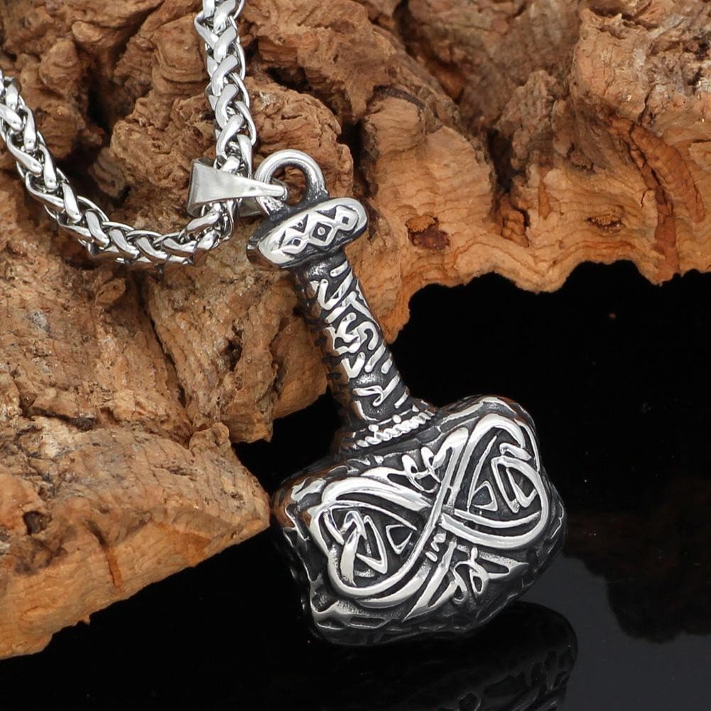 Collier Marteau de Thor.