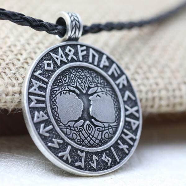 Pendentif Rune Yggdrasil